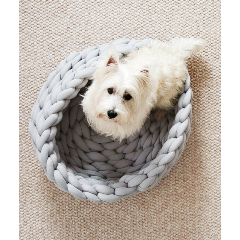 Braided Cat Bed - Warm, Cozy Indoor Sleeping Cave